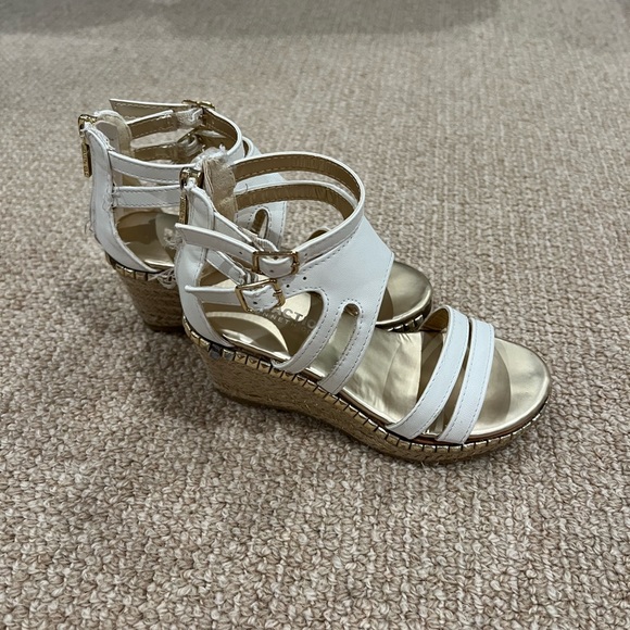 Kenneth Cole reaction girls sandal wedges size 12 - Picture 1 of 7